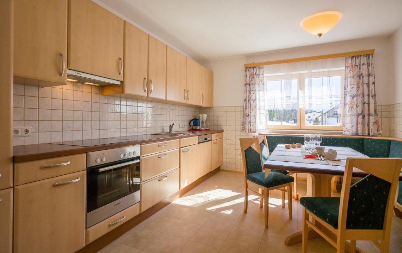 Village Apartments Ахенкирьх Экстерьер фото